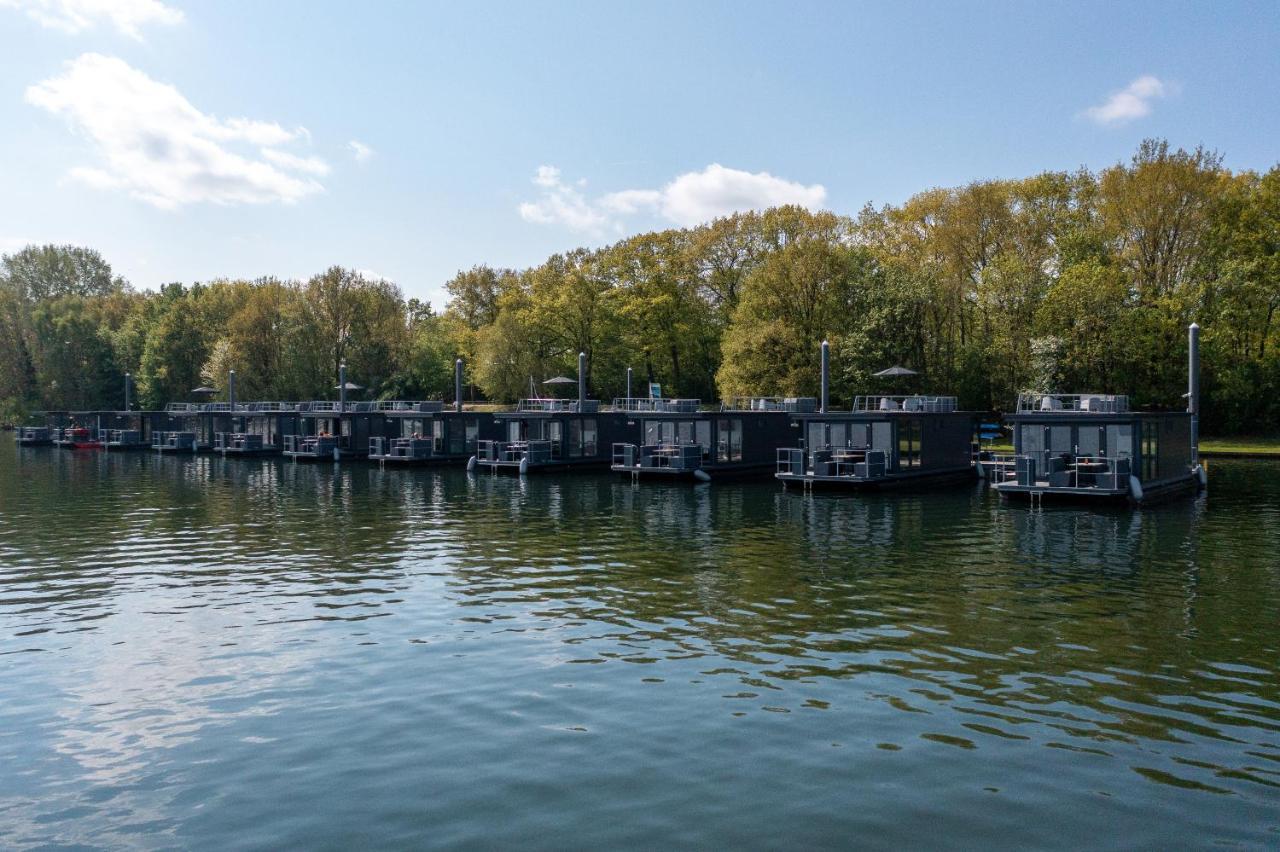Houseboat Met Dakterras Mookerplas Middelaar Exteriör bild